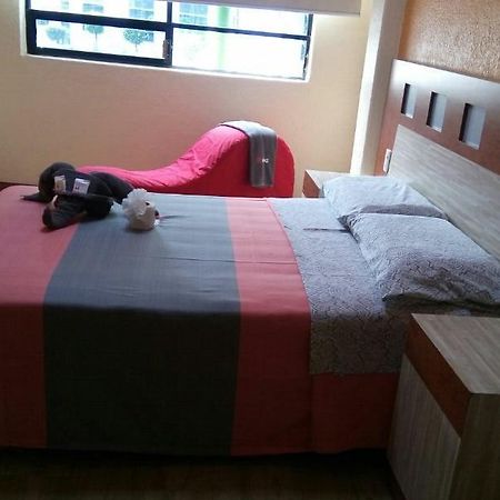 Hotel H Uno 77 Adults Only Kota Meksiko Bagian luar foto